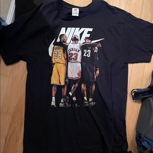 Nike Graphic Tee